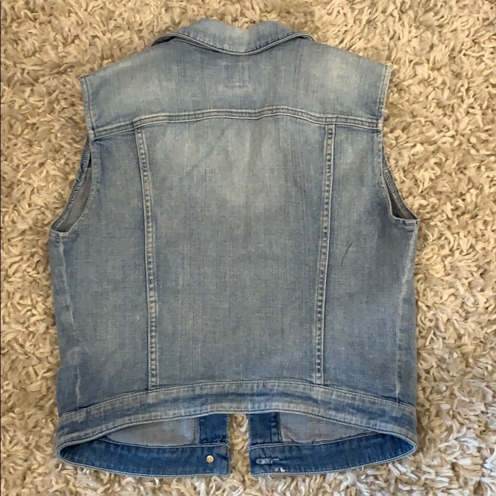 Jean jacket. - Picture 2 of 2
